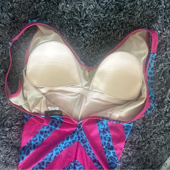 Hot pink paisleys and blue cheetah print one piece Gottex Swimsuit size 10 - Picture 6 of 12